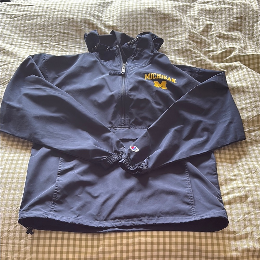 Michigan Champion Pullover rain jacket/wind breaker